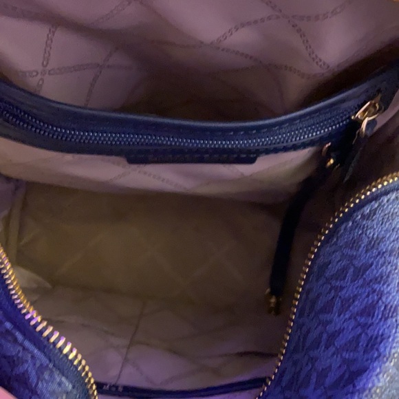 COPY - michael kors bag - Picture 3 of 3